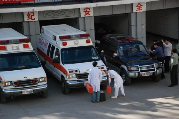 海伦市救护车转院